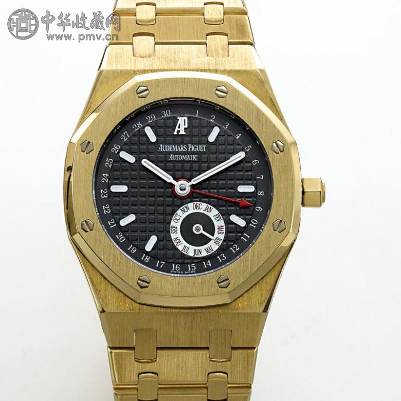 爱彼表「ROYAL OAK QUANTIEME ANNUEL」18k黄金年历(Annual Calendar)腕表