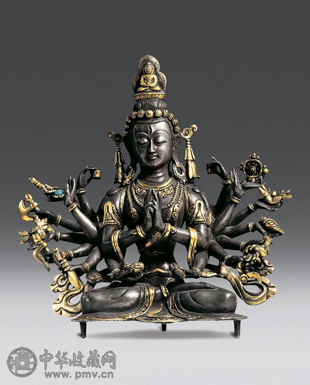 14世纪 银鎏金多臂观音菩萨坐像