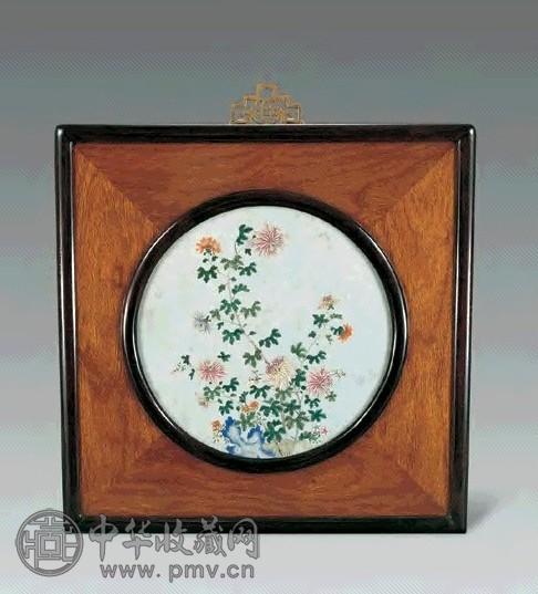 粉彩花卉圆瓷板