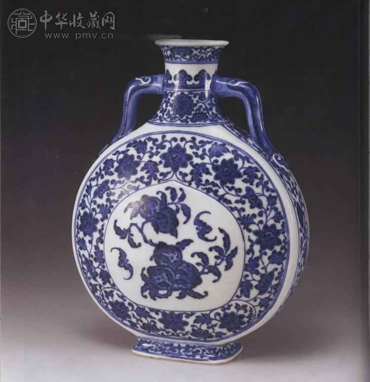清嘉庆 青花福寿抱月瓶