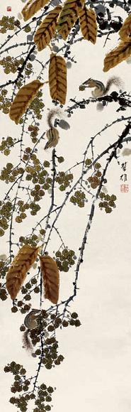 方楚雄 花果松鼠 立轴 设色纸本