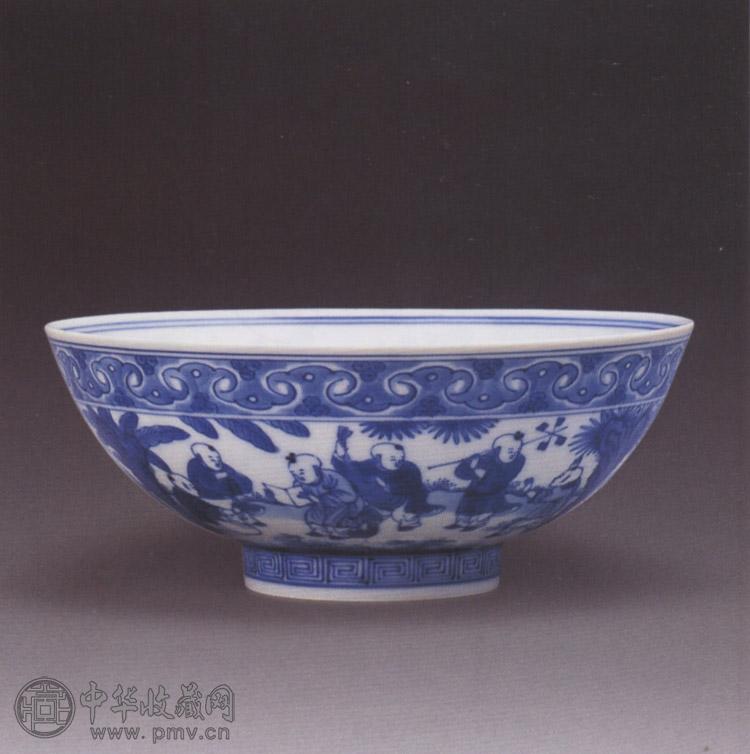 清康熙 青花婴戏图碗