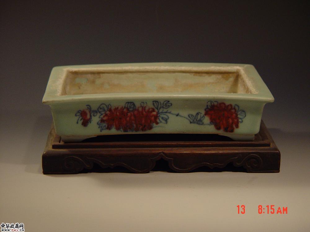 清乾隆青花釉里红花卉水仙盆