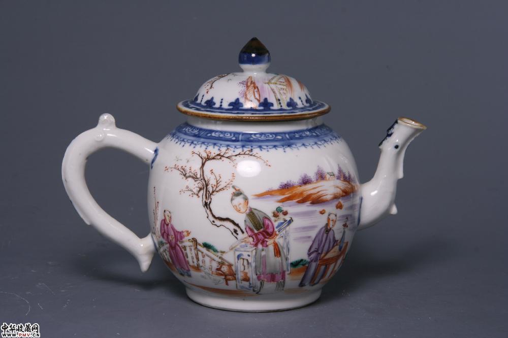 清乾隆景德镇窑广彩教子图壶