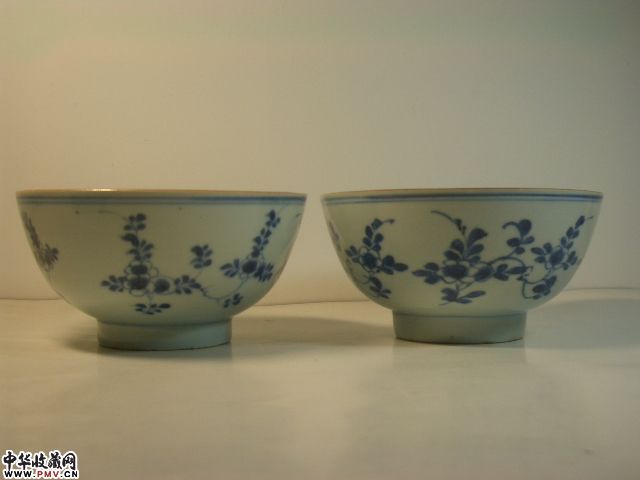 清康熙 青花折枝花卉纹碗一对