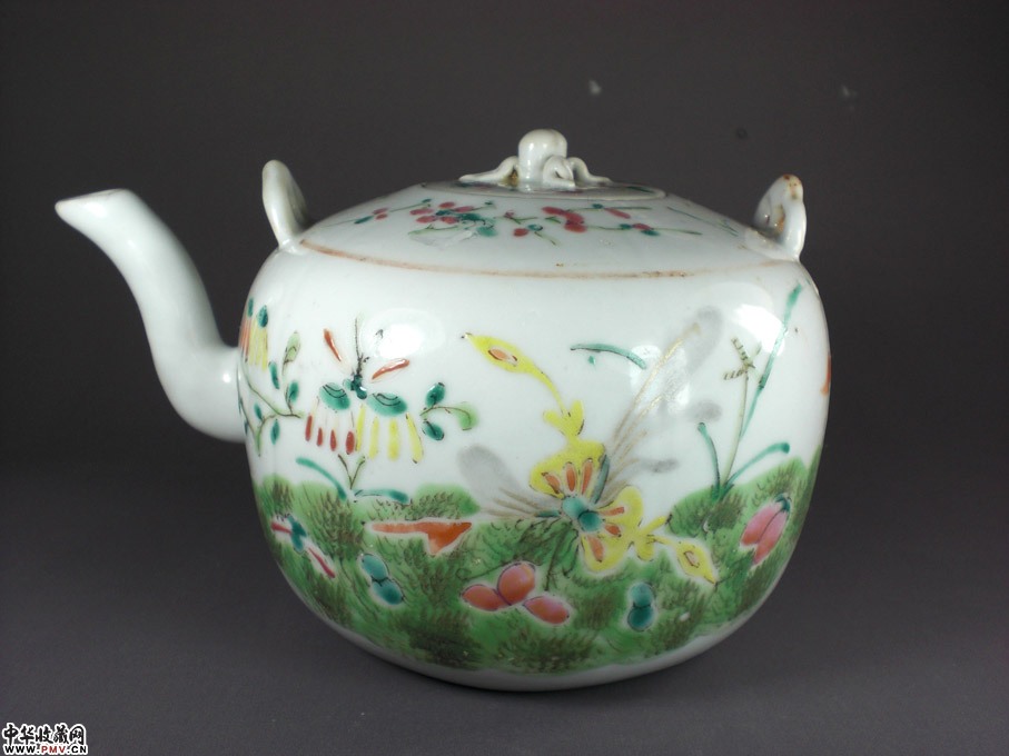 同治粉彩花鸟茶壶