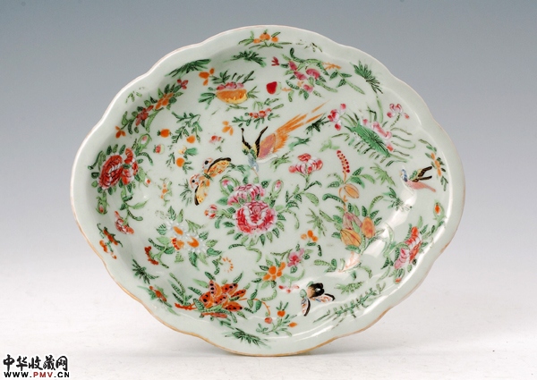 清中 豆青釉粉彩花鸟花口盘