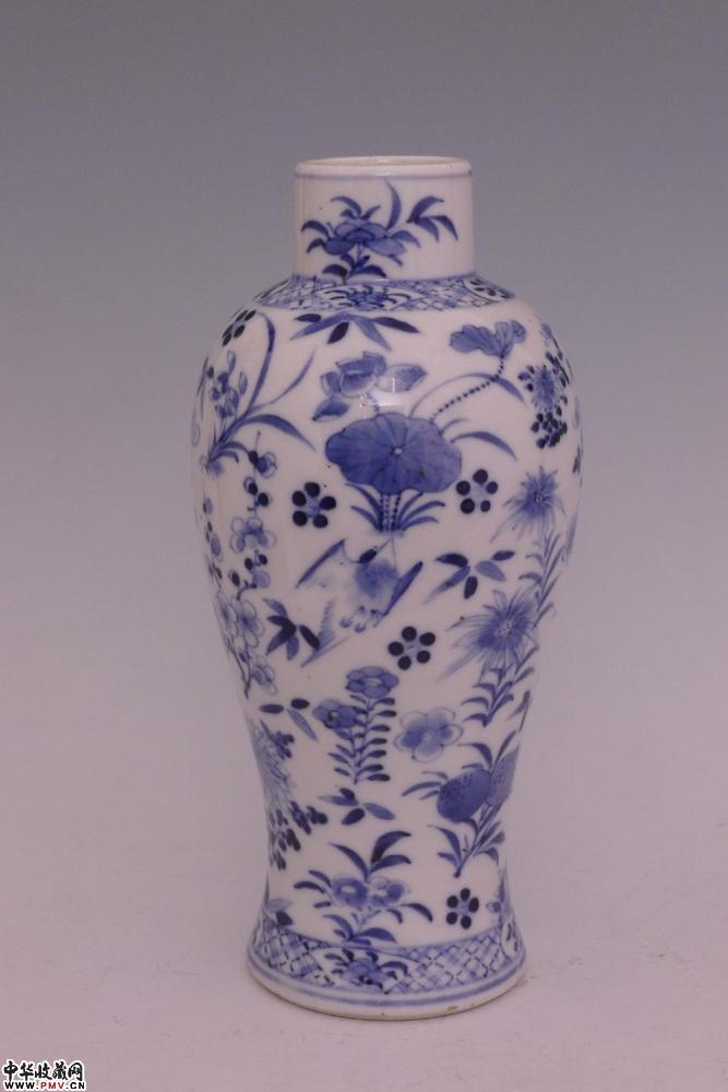 清光绪景德镇窑青花花鸟纹观音瓶