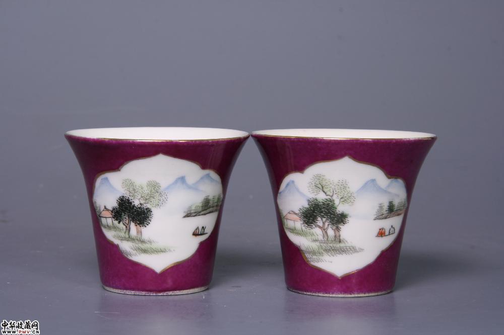 民国胭脂红地开光山水纹杯（2只）