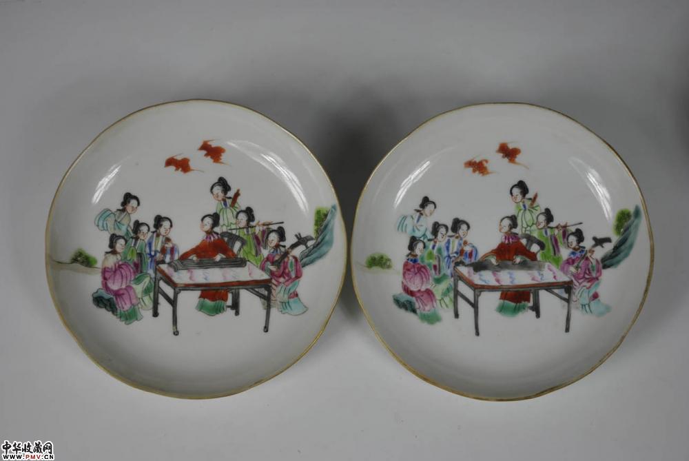 清咸丰景德镇窑细路粉彩仕女盘