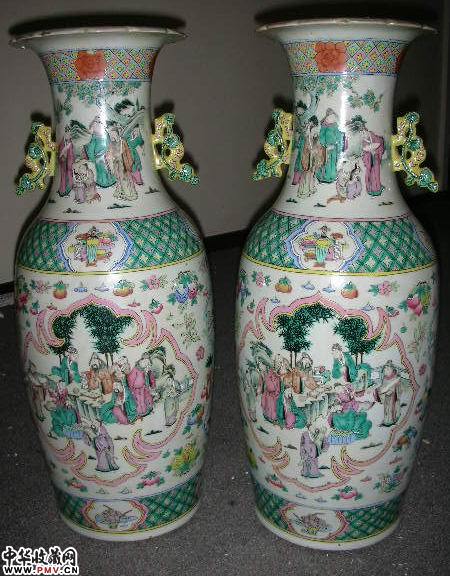粉彩人物瓶一对