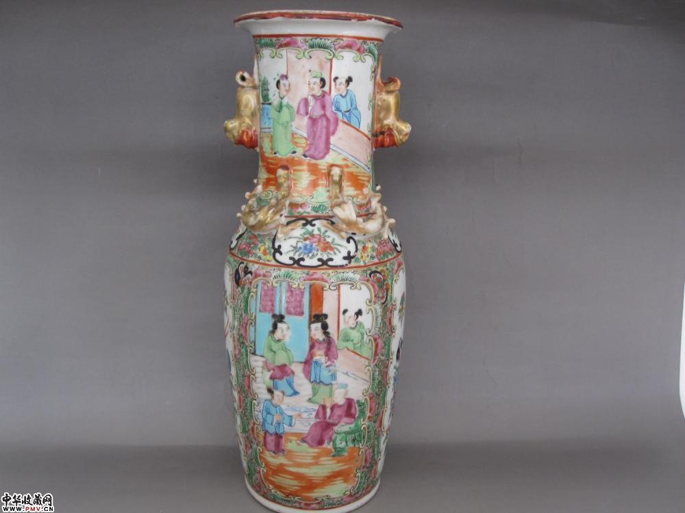 精品同治广彩仕女故事大瓶《已售》 精品同治广彩仕女故事大瓶《已售》