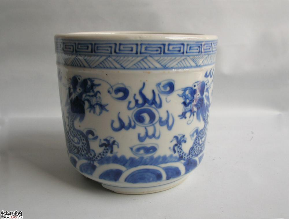 清光绪景德镇窑青花二龙戏珠纹筒式炉(已转）