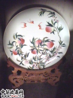 清 雍正 粉彩五福九桃折枝盘