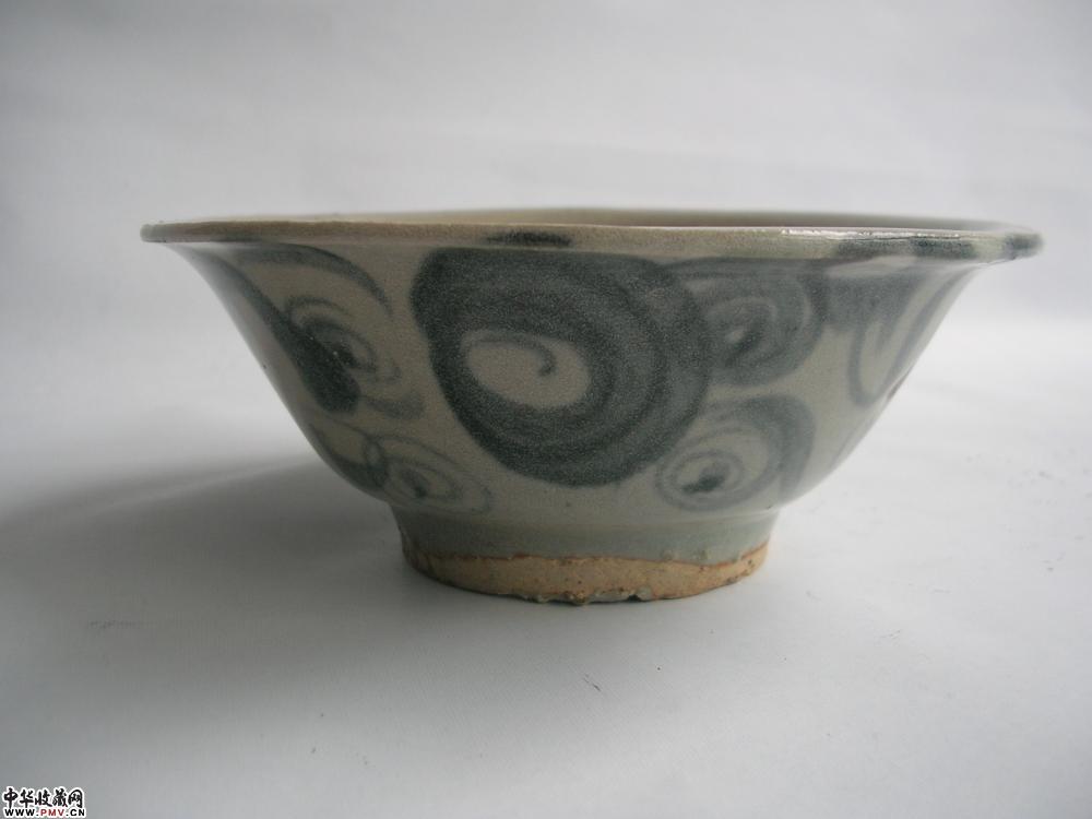 明代洪武绣球花纹碗