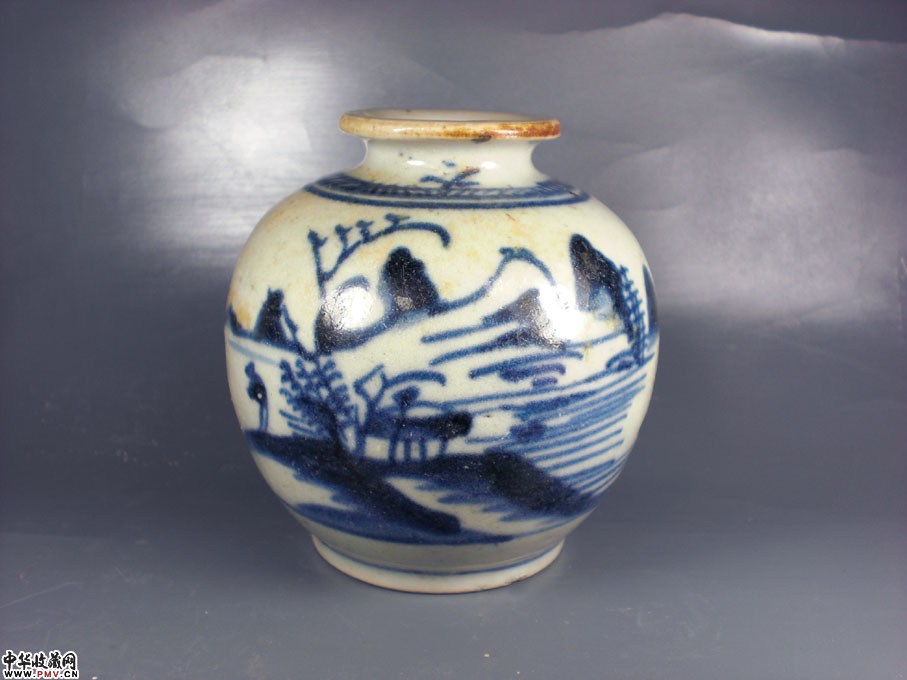 乾隆山水人物青花石榴尊