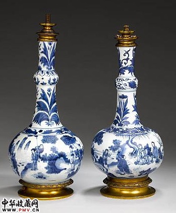 崇祯青花人物瓶一对