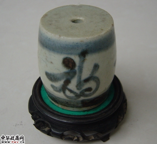 青花烛台