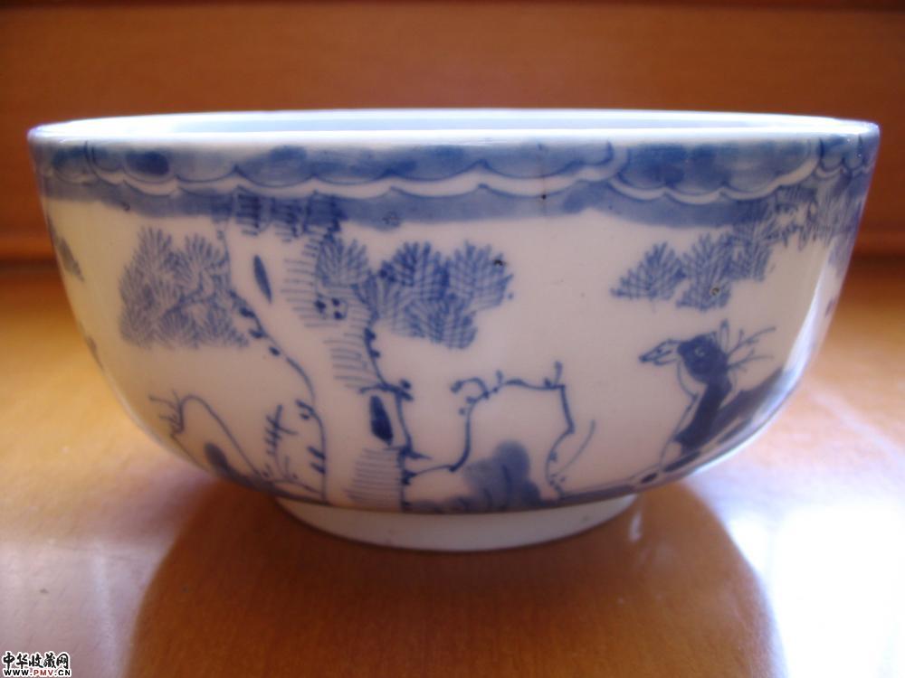 光绪青花松鹿纹碗