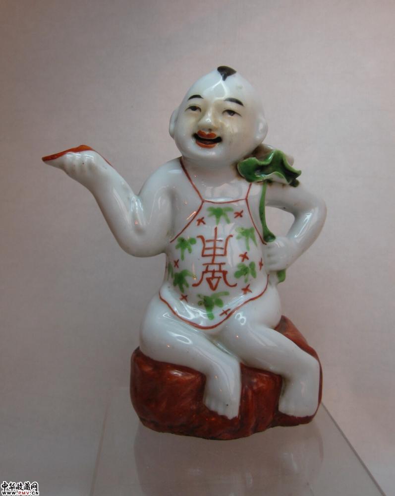 晚清婴戏瓷塑酒壶一只 晚清婴戏瓷塑酒壶一只