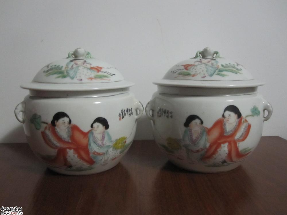 中国 民国 江西瓷業公司 粉彩 花草人物文碗 一對 M R2255 - 陶芸