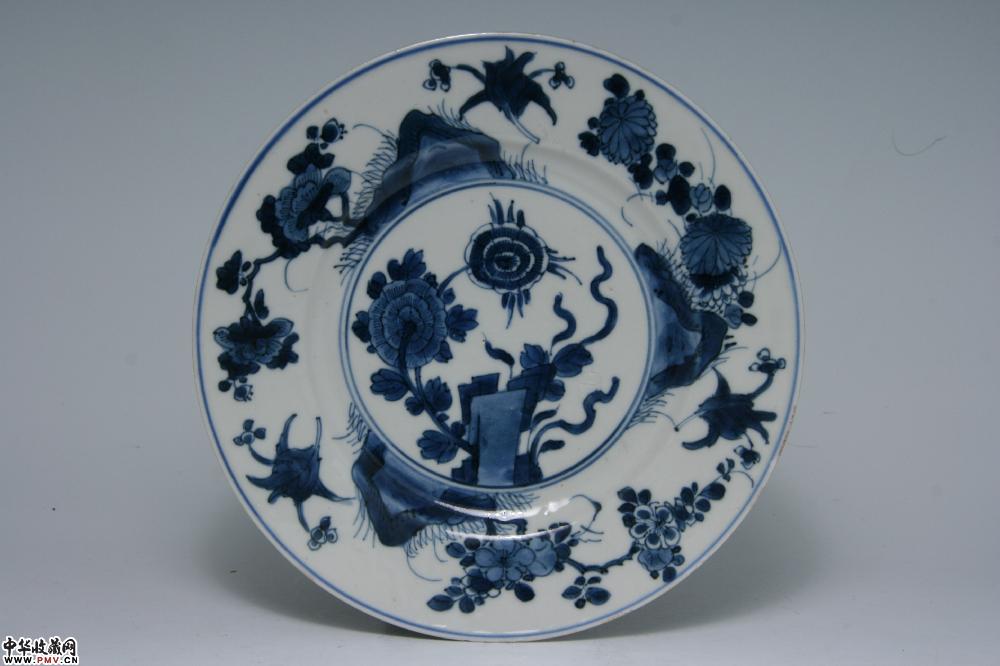 清康熙景德镇窑青花花卉纹盘