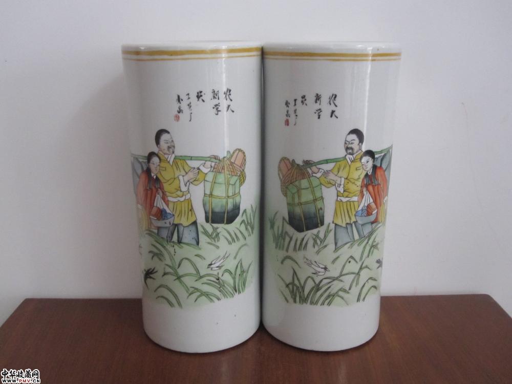 建国初期新粉彩人物帽筒一对