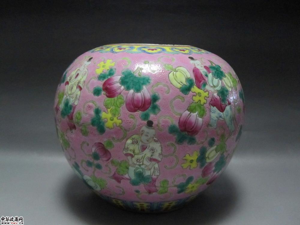 清中期粉彩胭脂红地九子图大罐《已售》