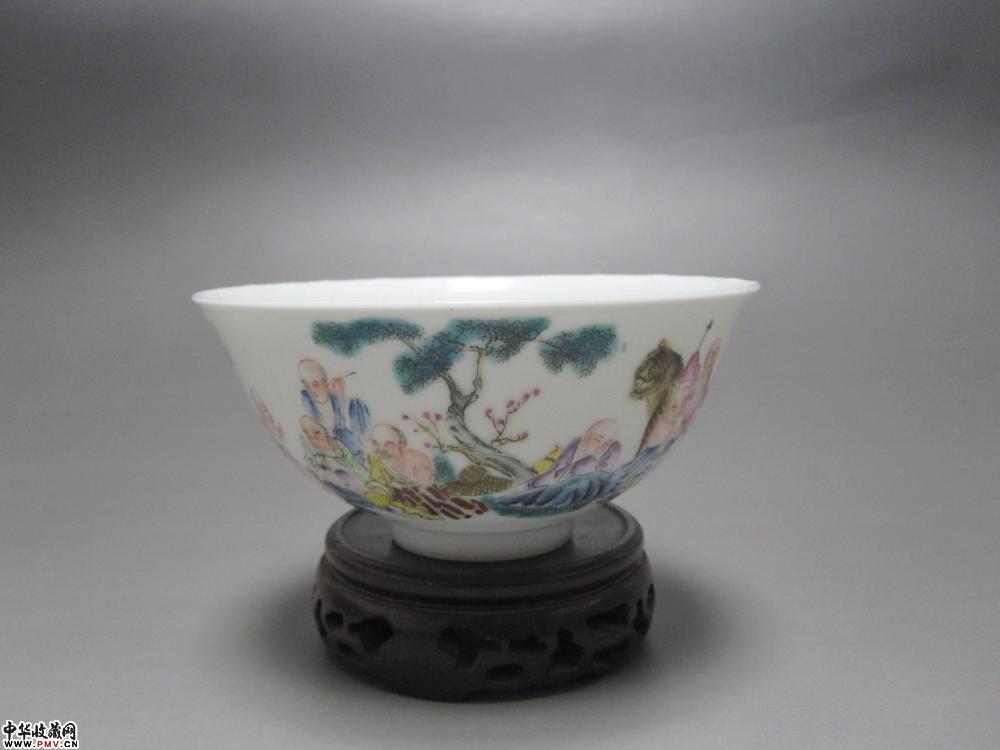 乾隆粉彩十八罗汉图碗《已售》