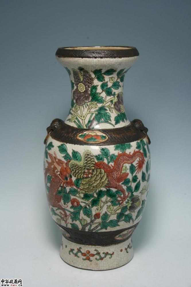 清光绪景德镇窑五彩龙穿牡丹纹铺首瓶