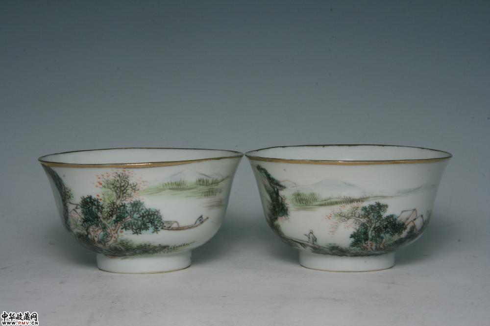 民国景德镇窑浅绛彩山水纹碗（一对）