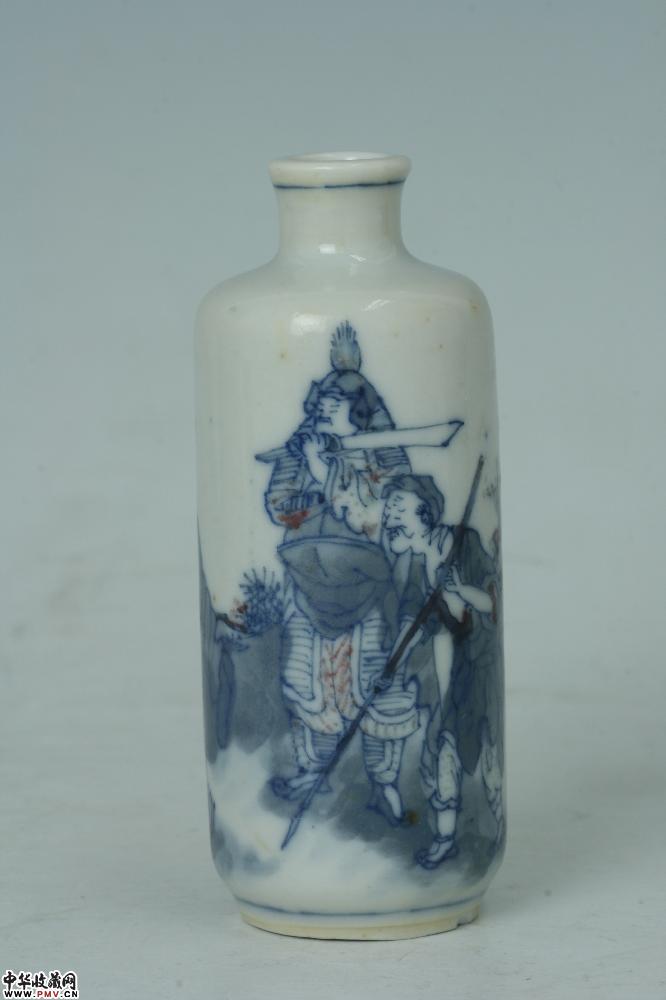 清光绪青花釉里红人物故事纹鼻烟壶