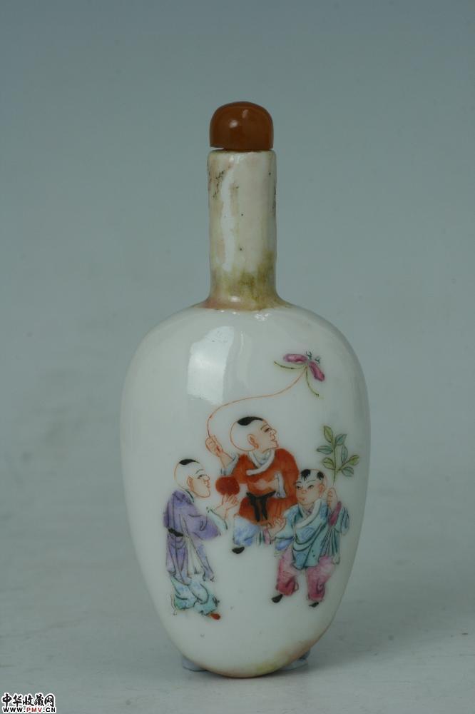 民国粉彩婴戏纹鼻烟壶