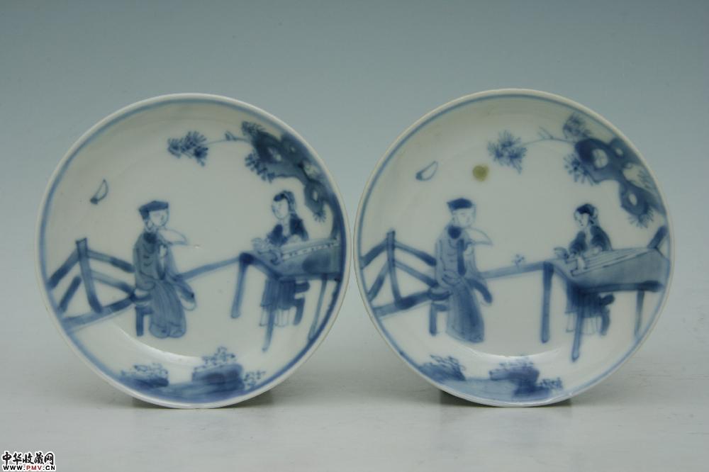 清乾隆 景德镇窑青花听琴图碟（一对）