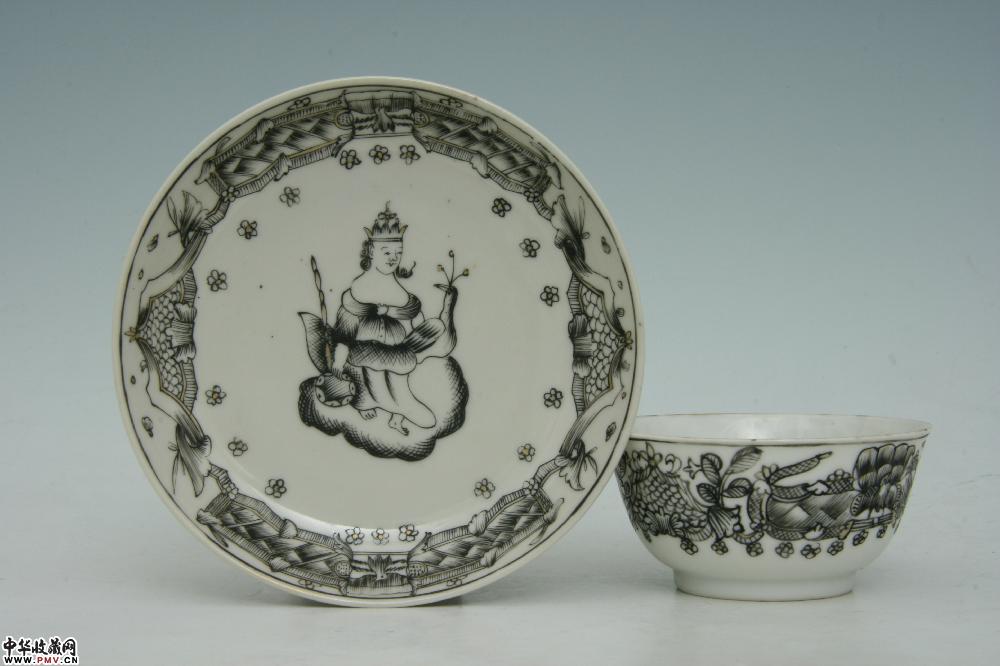 清乾隆景德镇窑墨彩描金西洋人物纹杯碟（一套）