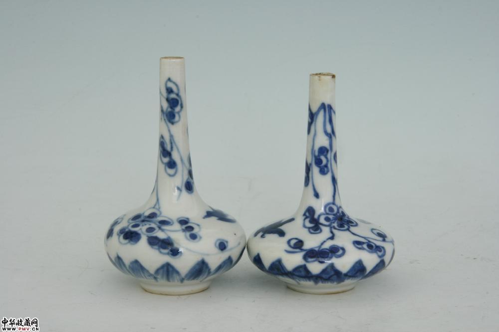 清康熙景德镇窑青花花鸟纹小胆瓶（2只）