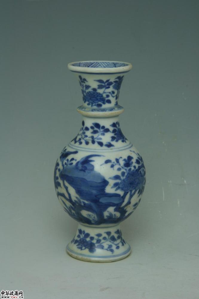 清康熙景德镇窑青花花鸟纹瓶