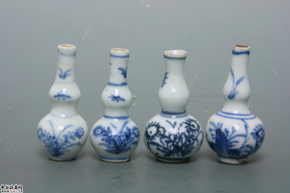 清康熙景德镇窑青花花卉纹小葫芦瓶（4只）