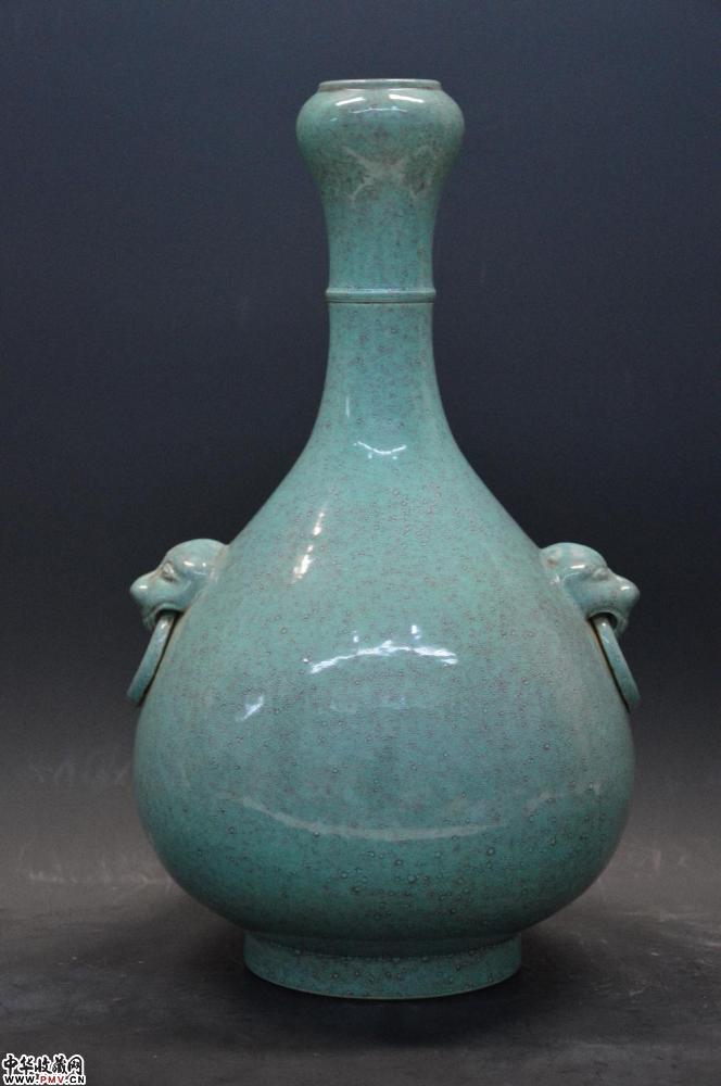 民国炉钧釉铺首蒜头瓶