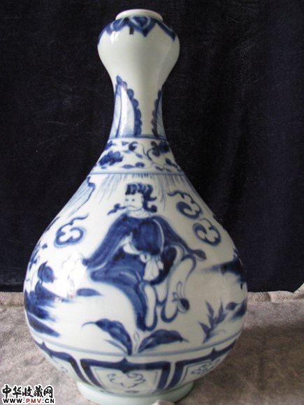 元青花人物纹蒜头瓶