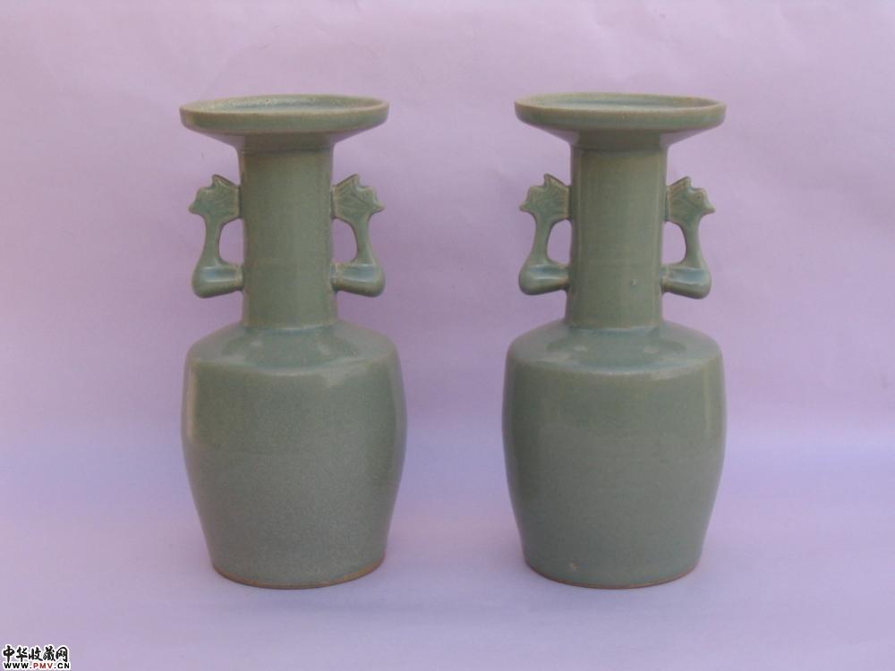南宋中期龙泉窑凤耳瓶（一对）
