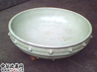 北宋钧窑月白秞鼓钉洗