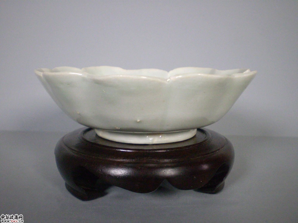 北宋湖田窑影青葵口笔洗