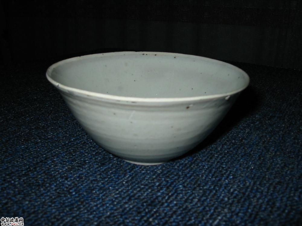 宋影青刻双鱼碗