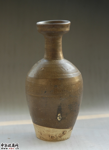 锗釉盘口瓶