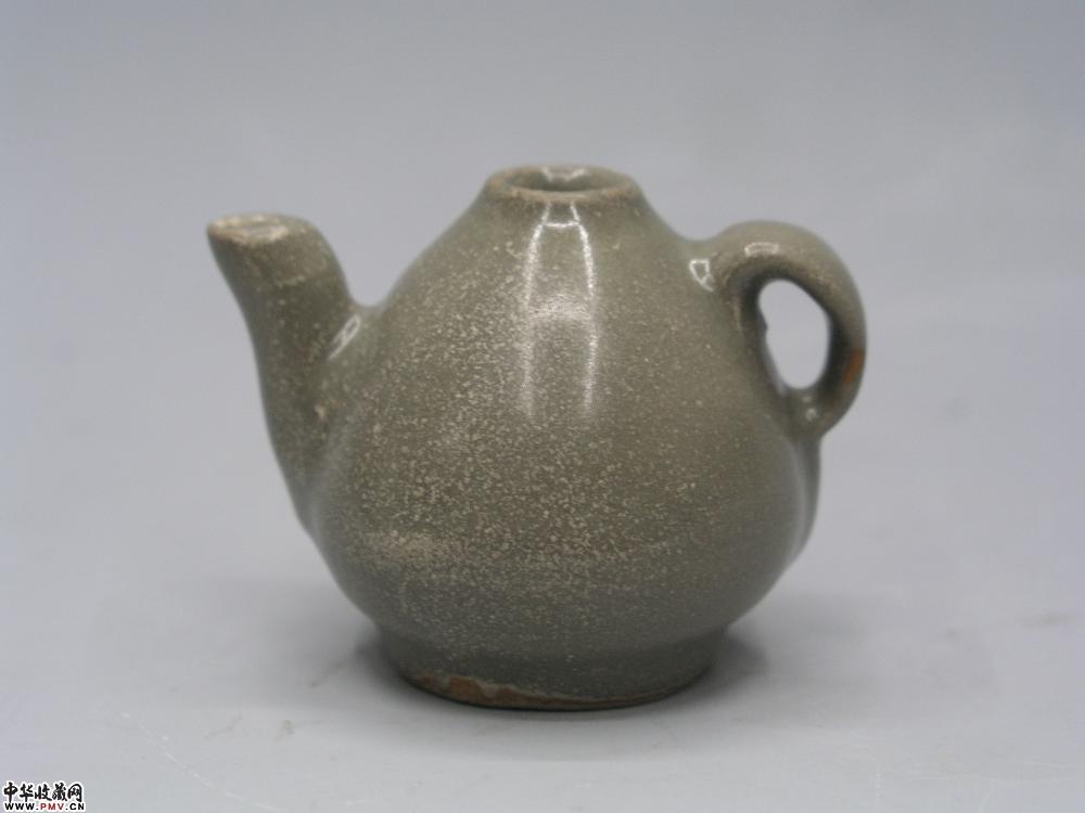 南宋龙泉窑青釉小水注