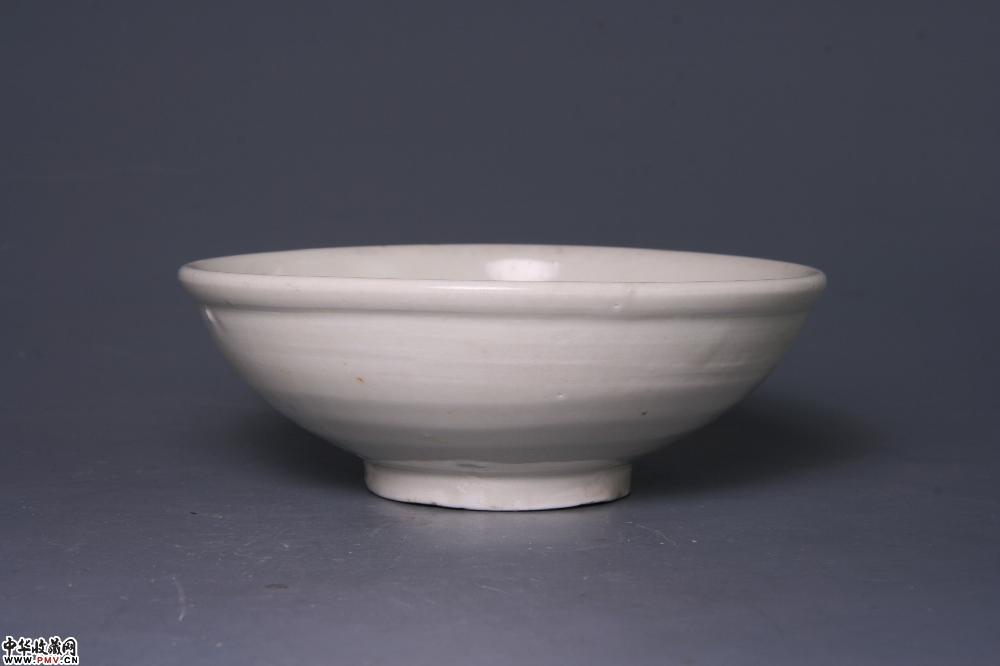 五代白釉碗
