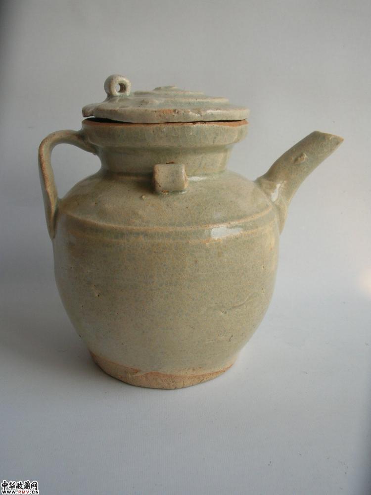 影青带盖壶