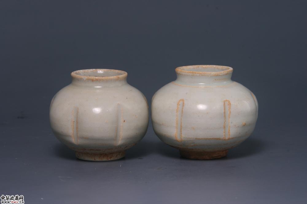 北宋青白釉瓜棱小罐（2只）