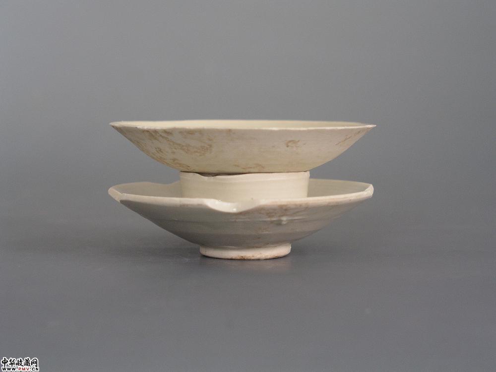 五代定窑白釉灯盏套件